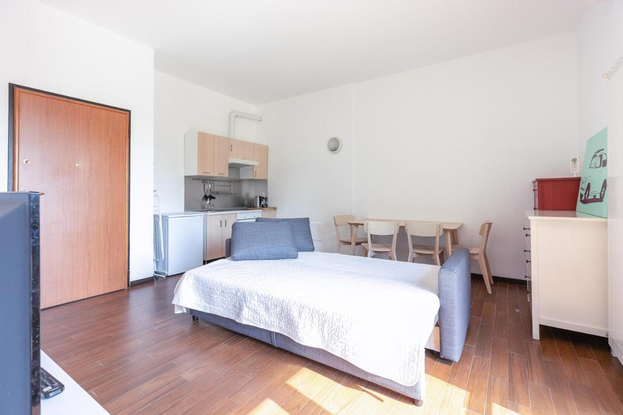 Апартаменты Alessia'S Flat - Affori Милан Экстерьер фото